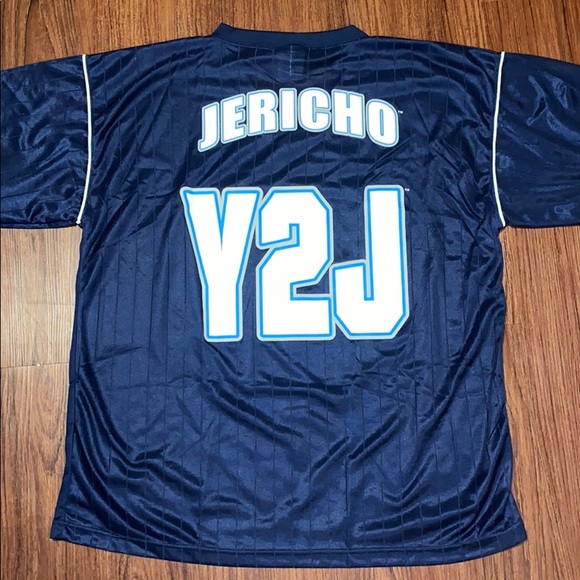 WWF Shirt - Picture 3 of 5